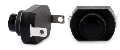 10A flashlight switch for a high-performance driver